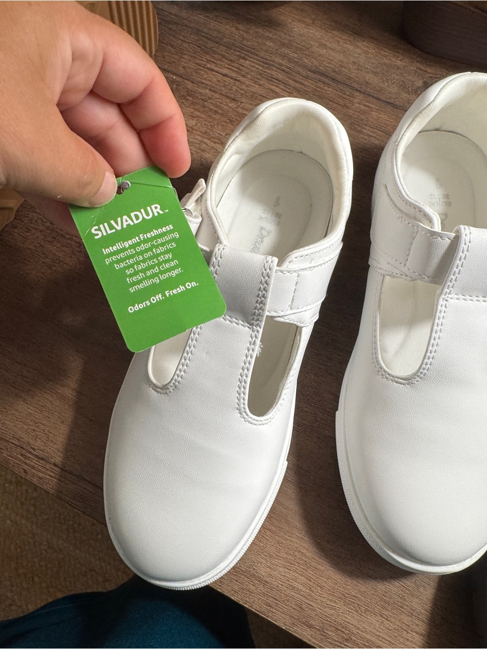 Dream Pairs Girls White T-Strap Mary Jane School Shoes - Picture 3 of 5